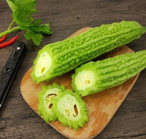 长期吃瓜吃不消,揭秘网络舆论背后的心理陷阱